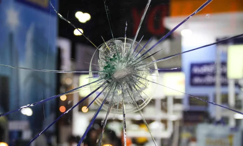 bullet-proof-glass-is-it-truth-or-legend